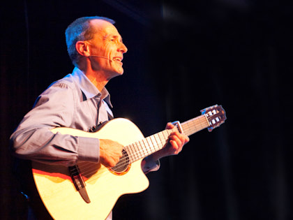 Stefan Nussbaum (D) Das MitSingDing (alle singen hit!)